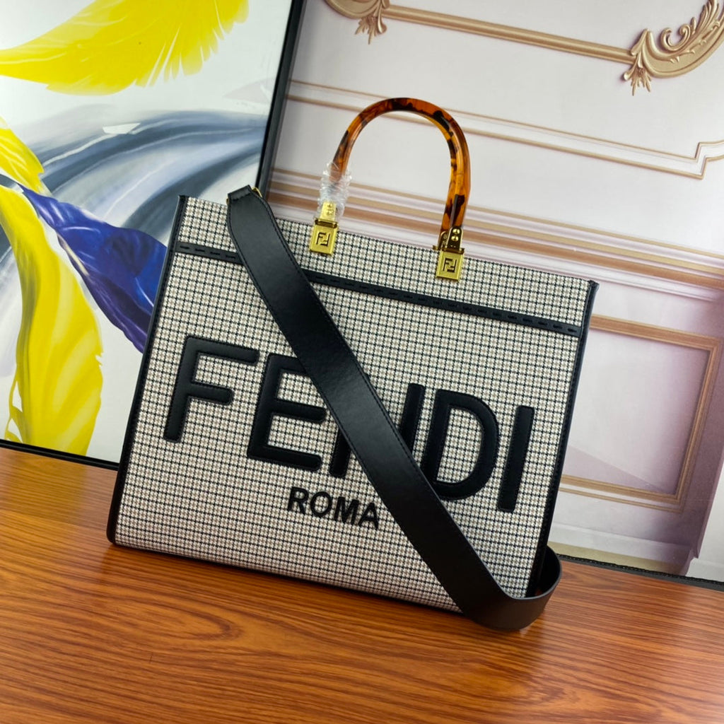 Elite Carryalls