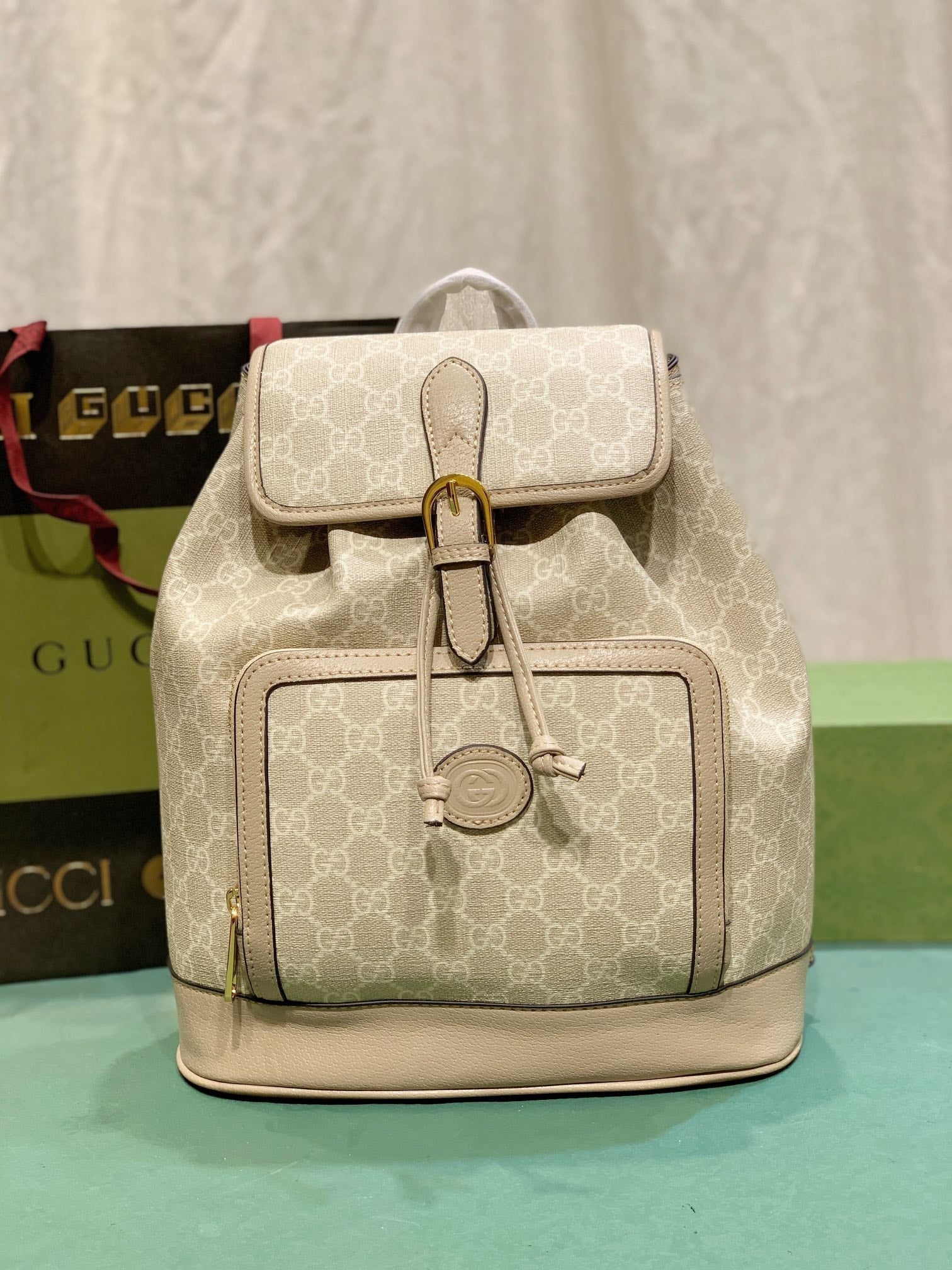 Elite Carryalls