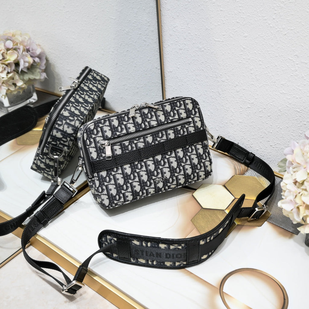 Elite Carryalls