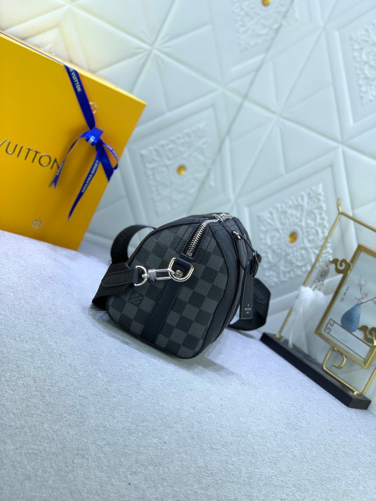 Elite Carryalls