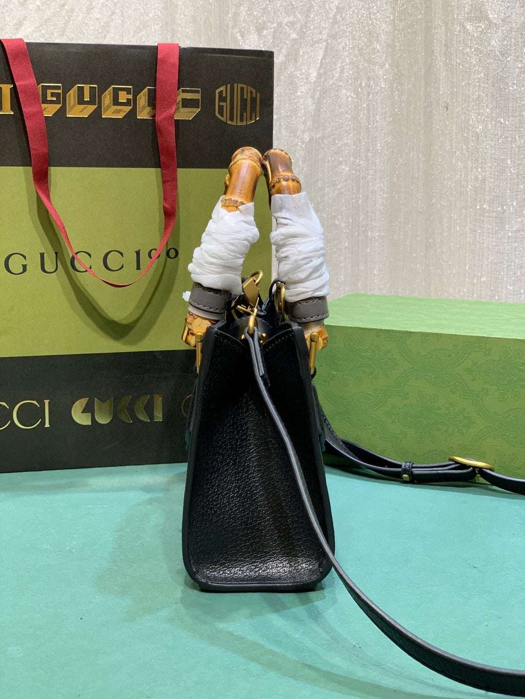 Elite Carryalls