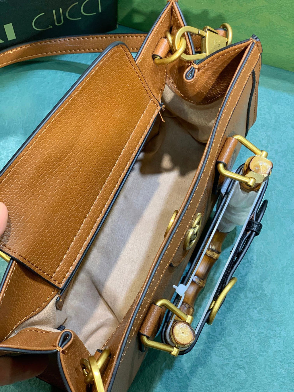 Elite Carryalls