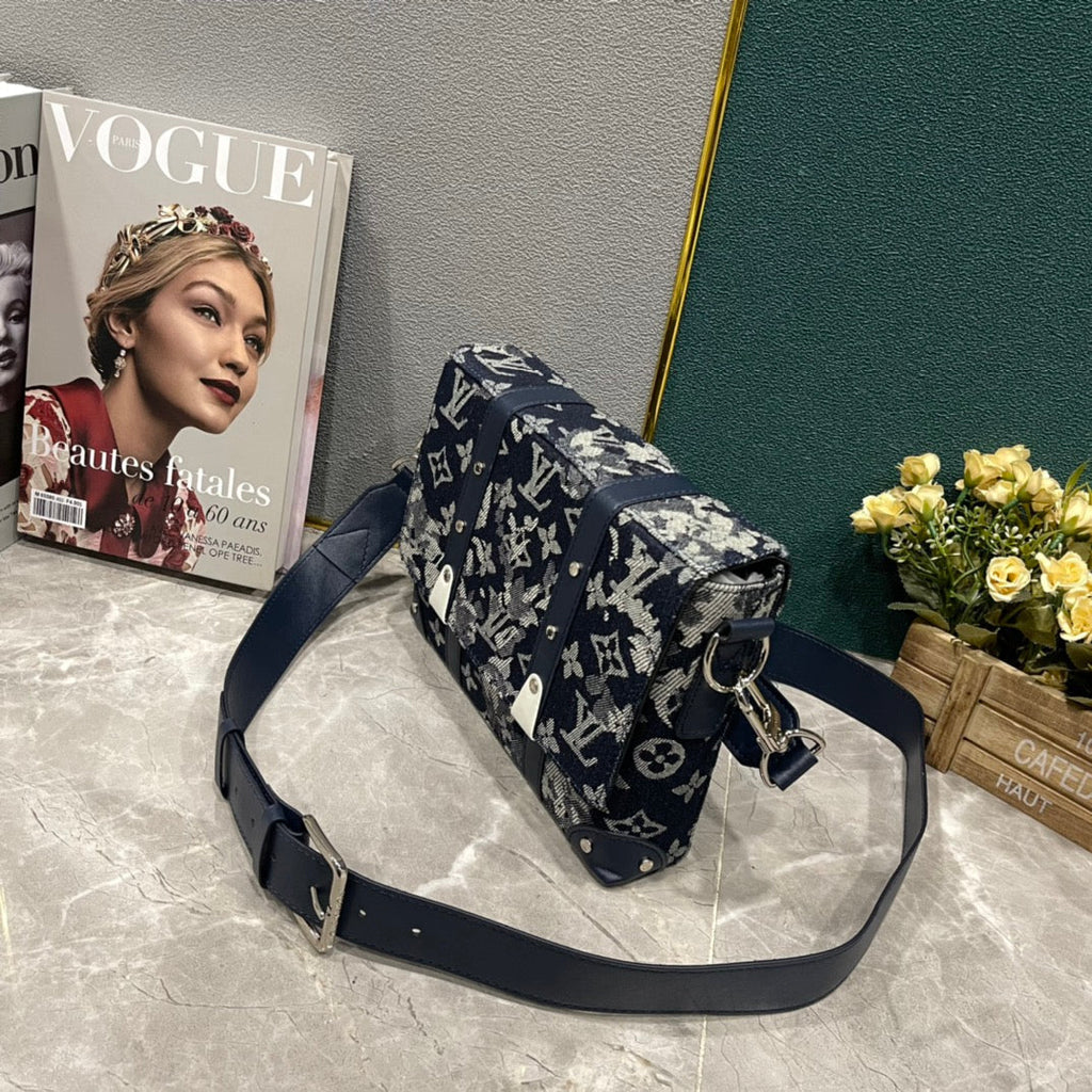 Elite Carryalls