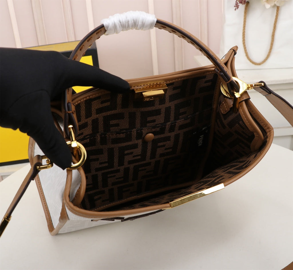 Elite Carryalls