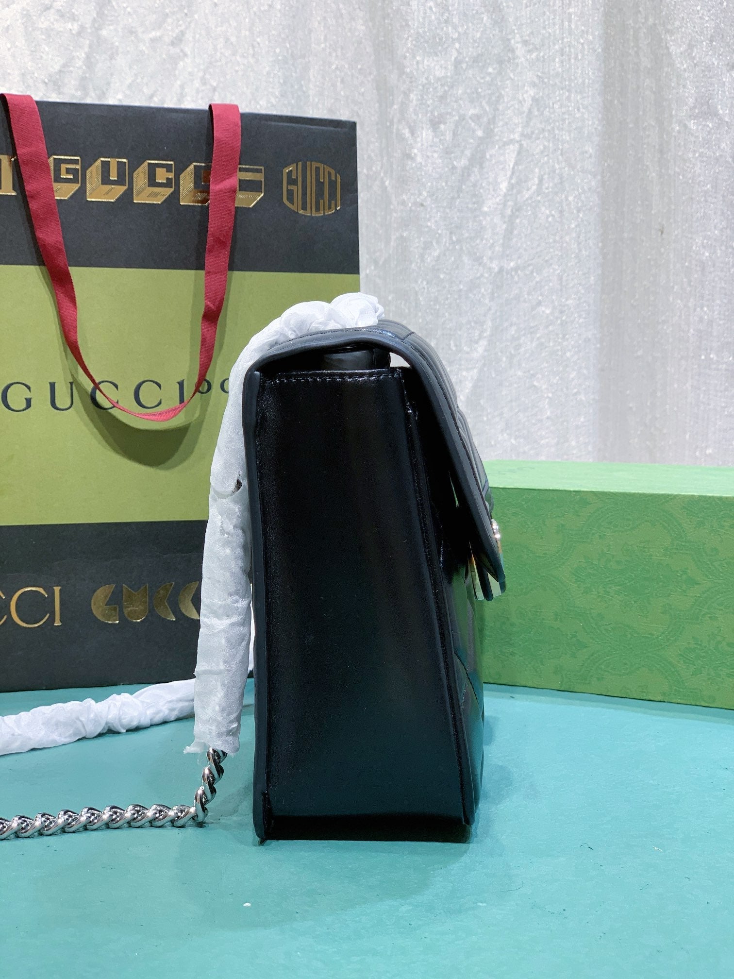 Elite Carryalls
