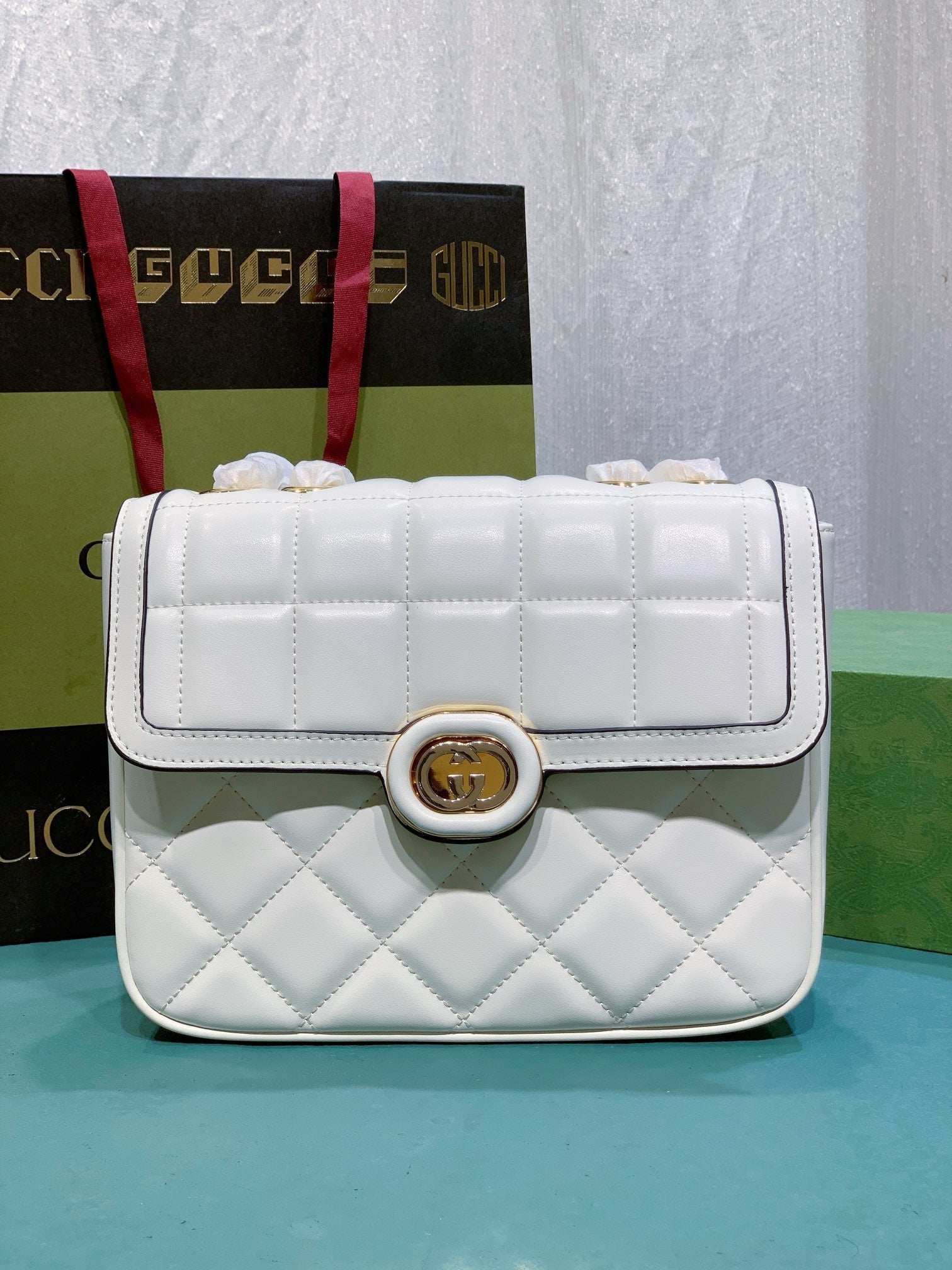 Elite Carryalls