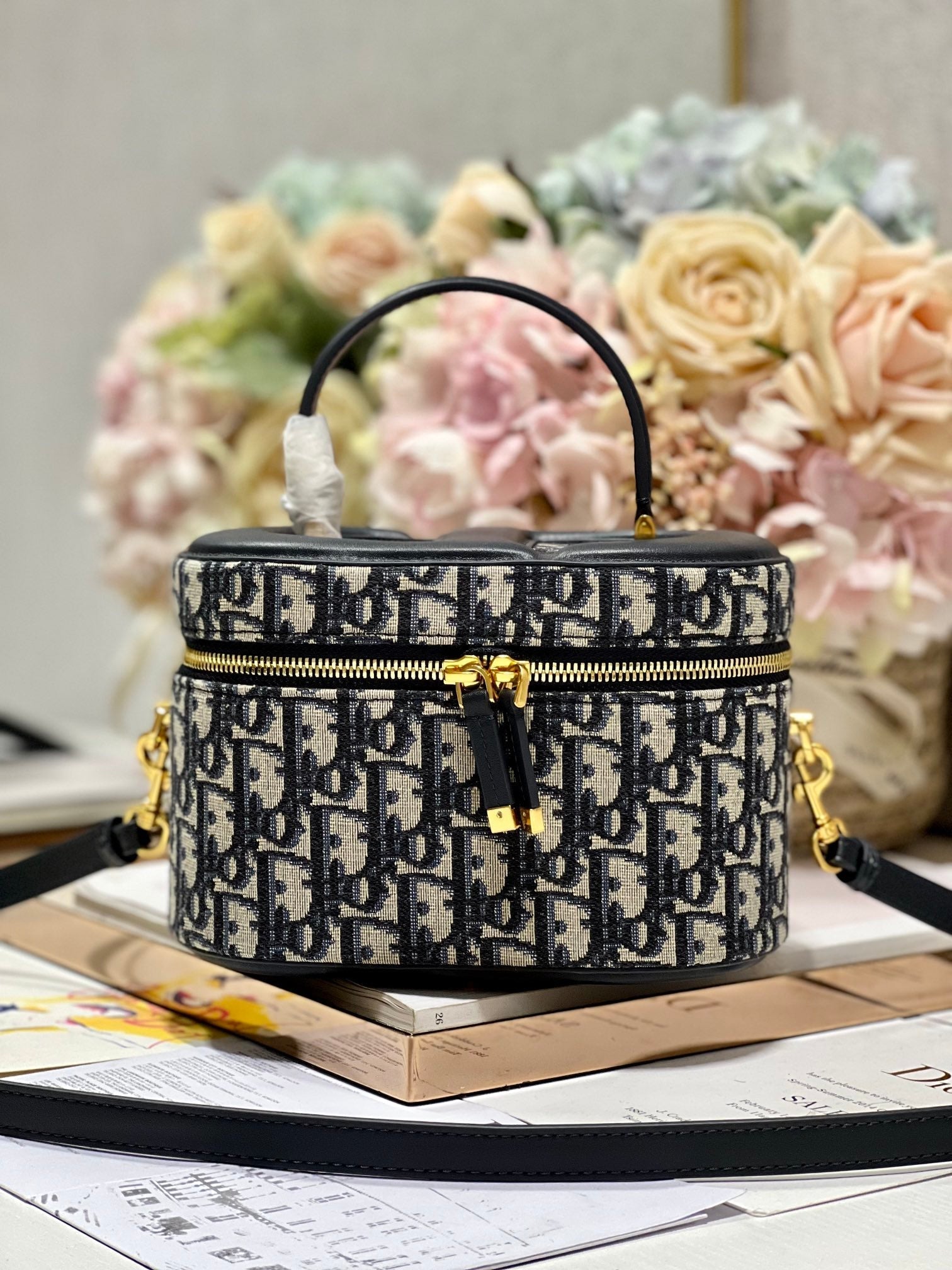 Elite Carryalls