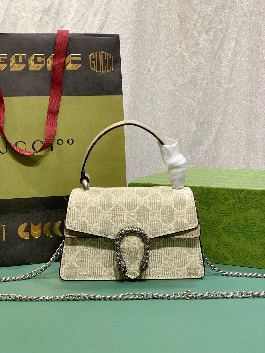 Elite Carryalls