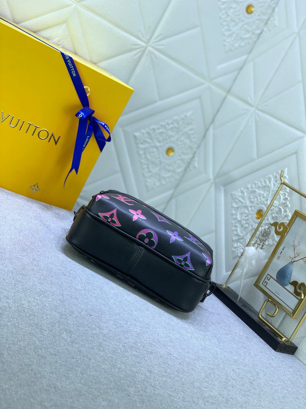 Elite Carryalls