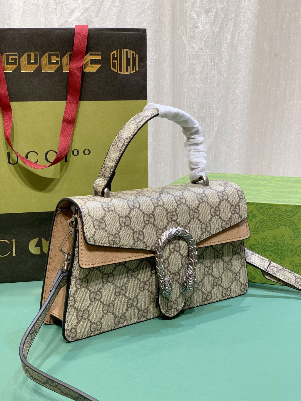 Elite Carryalls