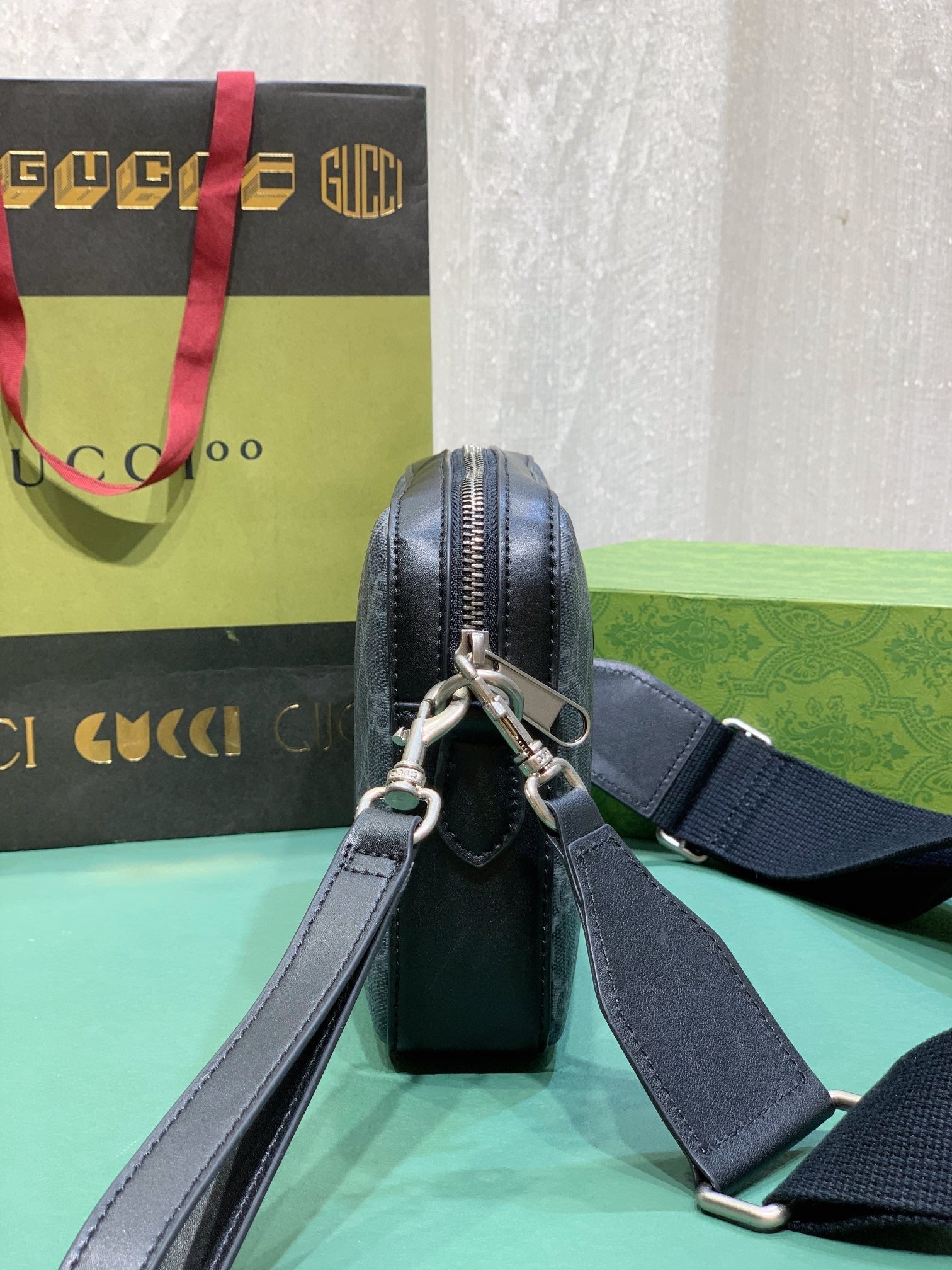 Elite Carryalls