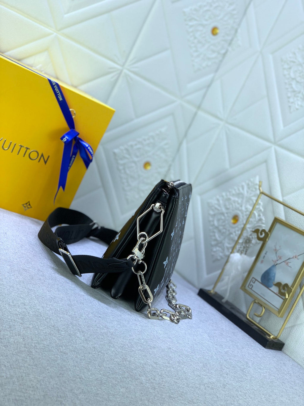 Elite Carryalls