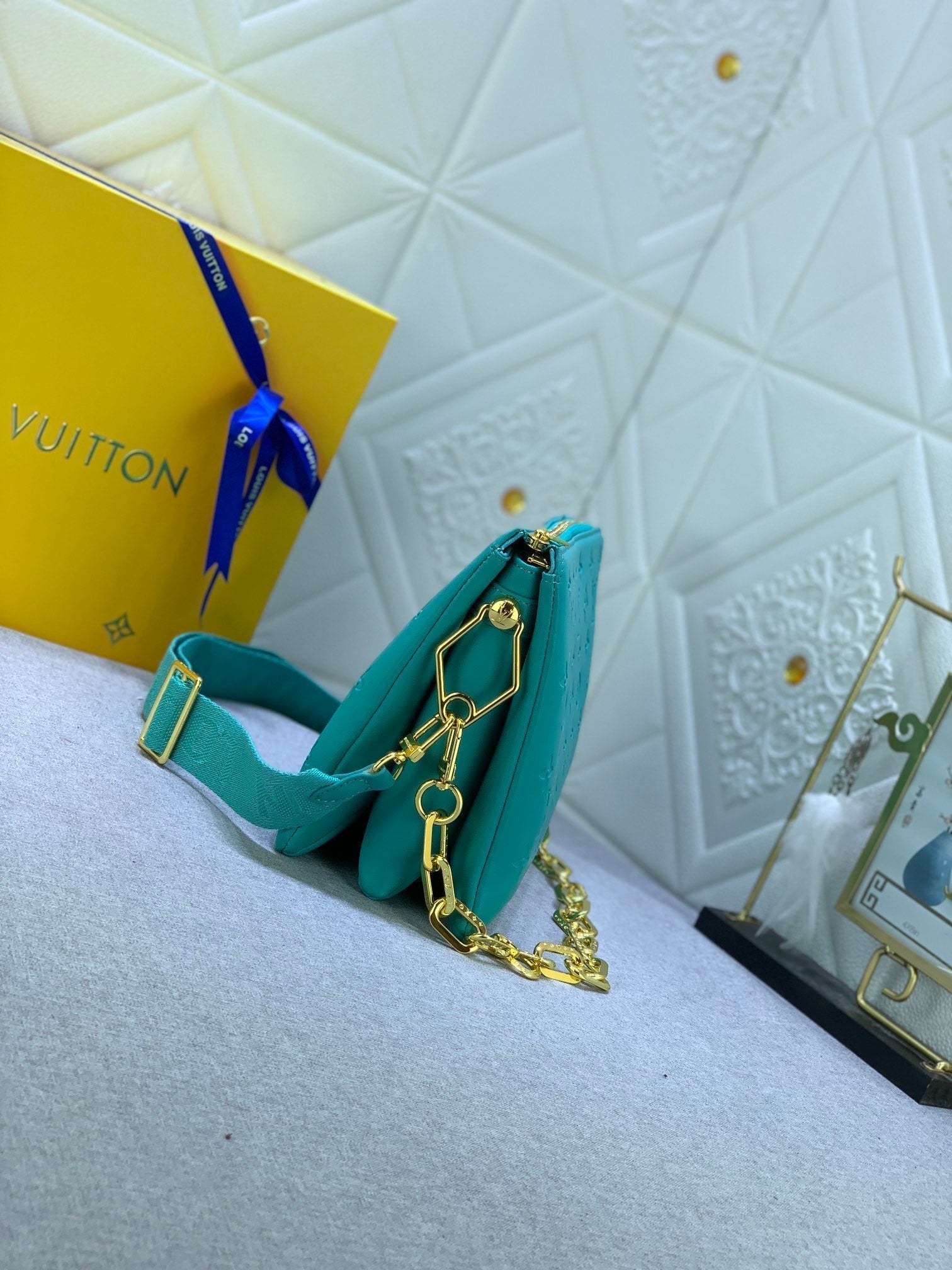Elite Carryalls