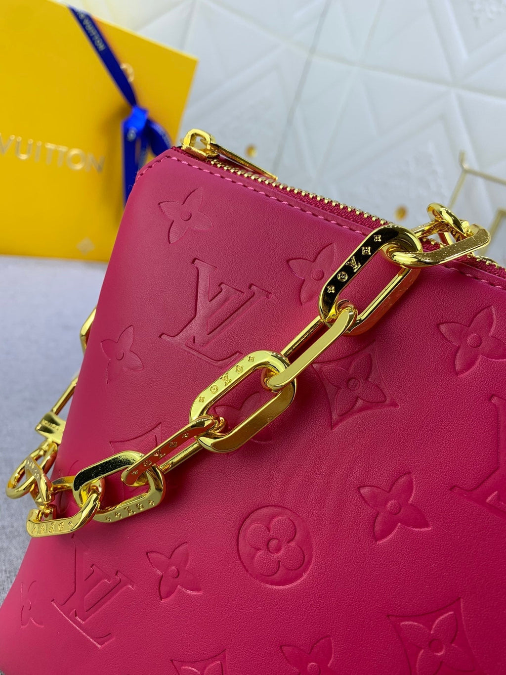 Elite Carryalls