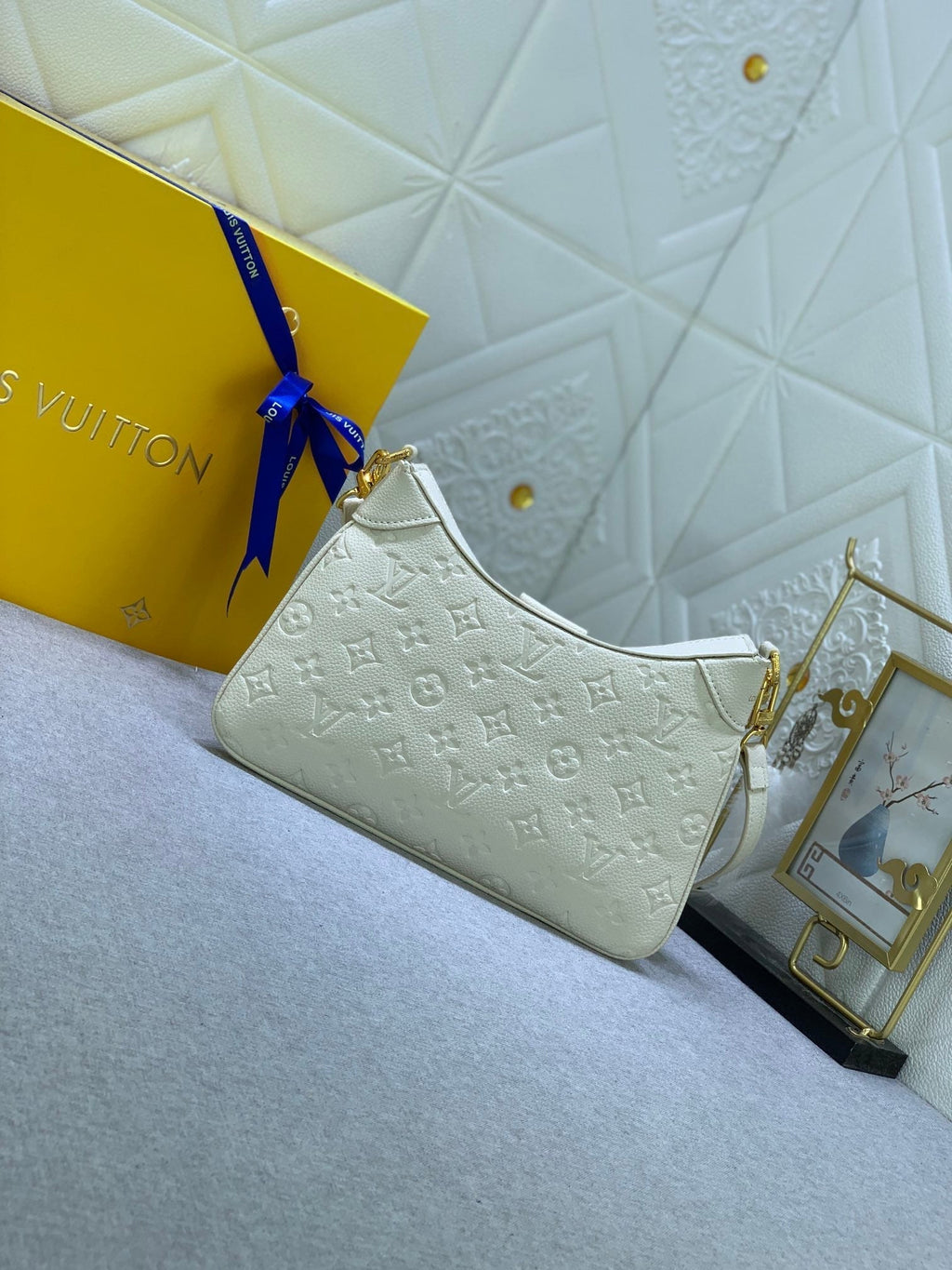 Elite Carryalls