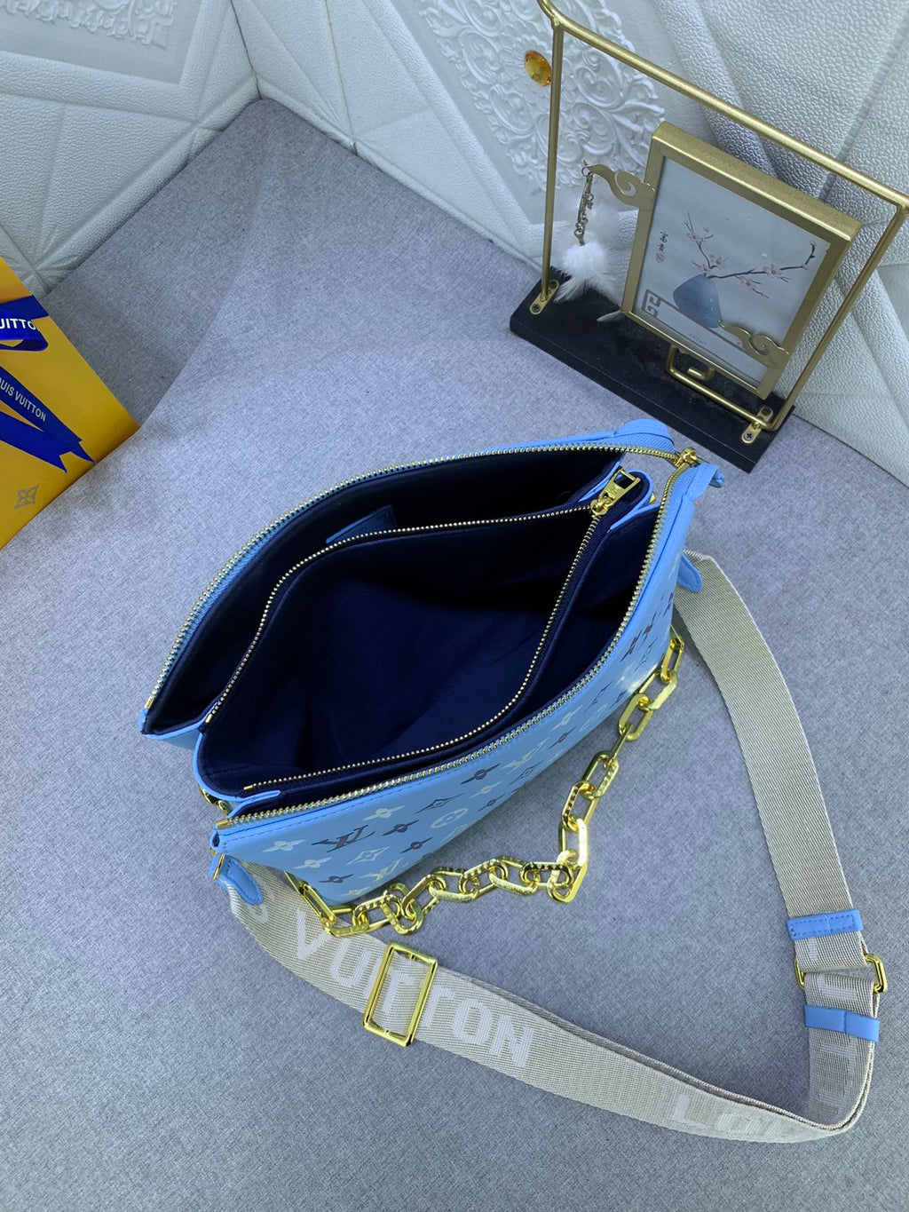 Elite Carryalls