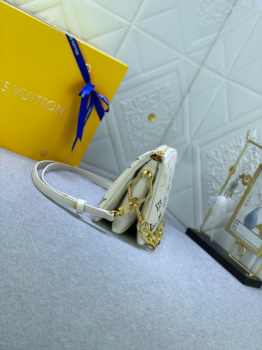 Elite Carryalls