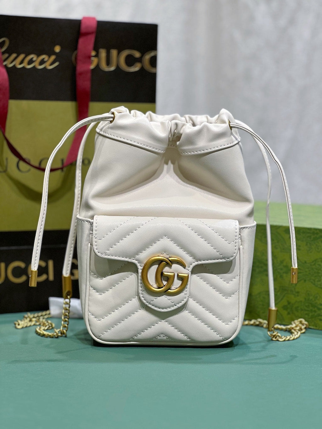 Elite Carryalls