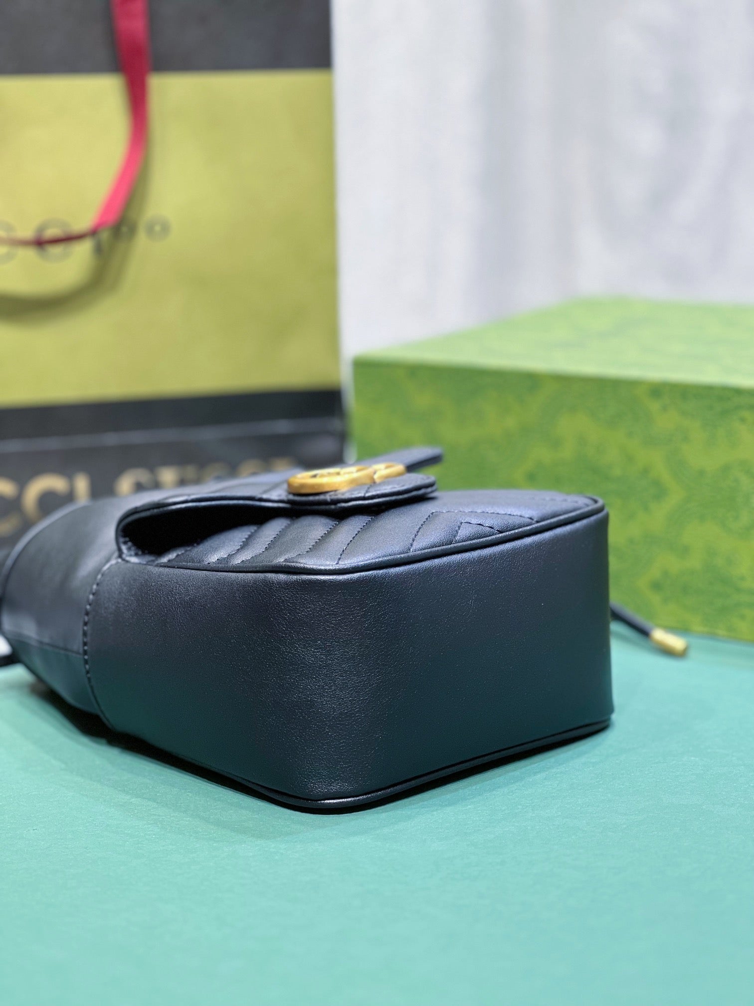 Elite Carryalls