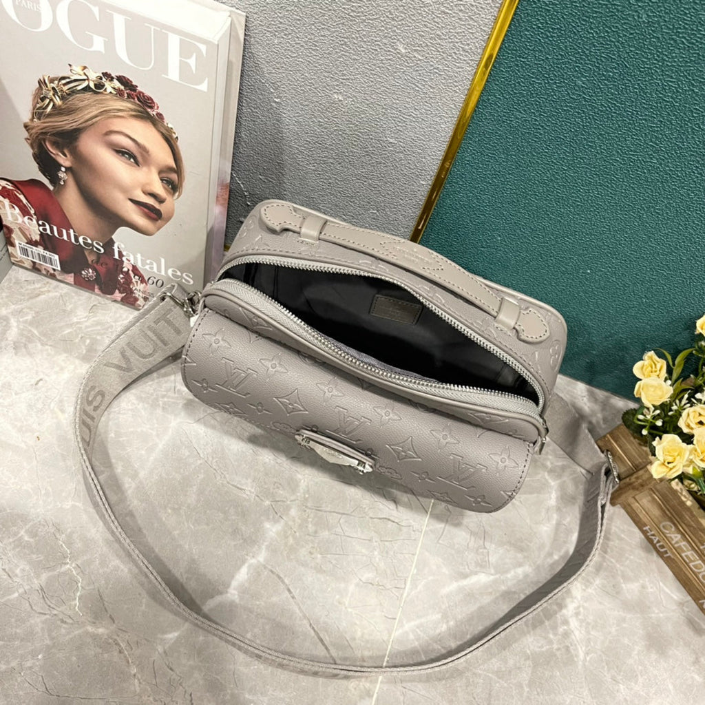Elite Carryalls
