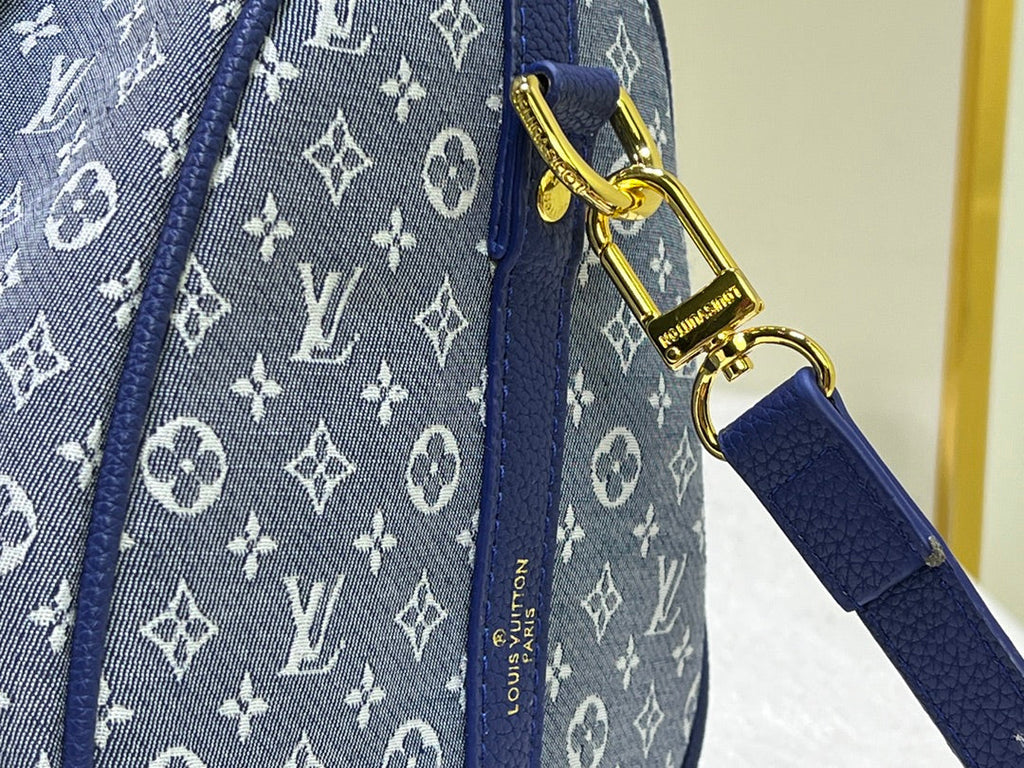 Elite Carryalls