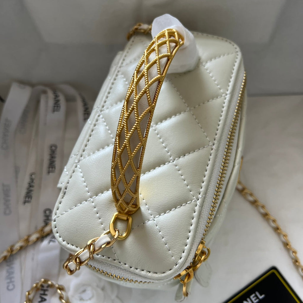 Elite Carryalls