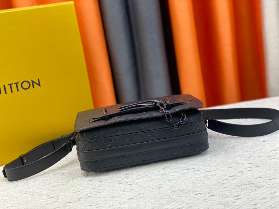 Elite Carryalls