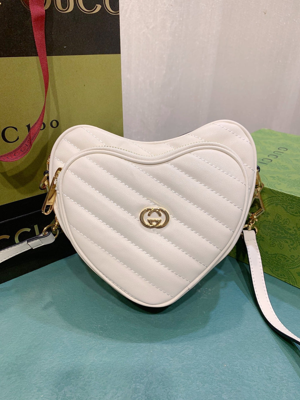 Elite Carryalls