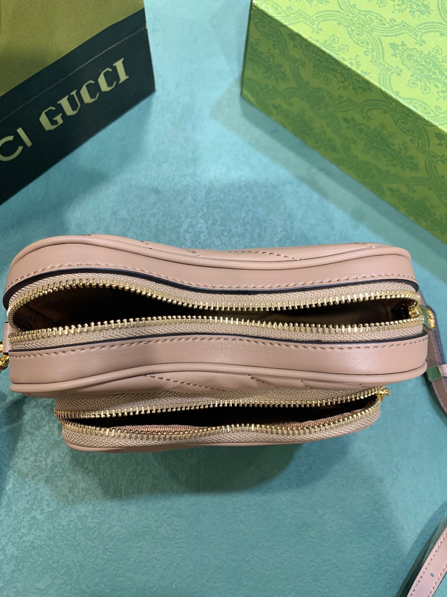 Elite Carryalls
