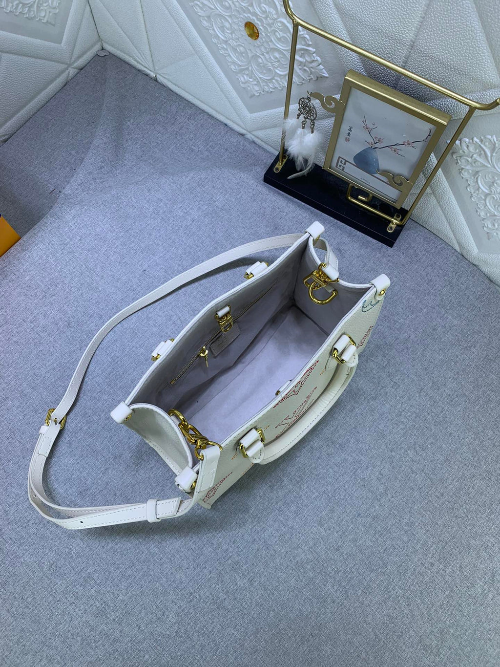 Elite Carryalls