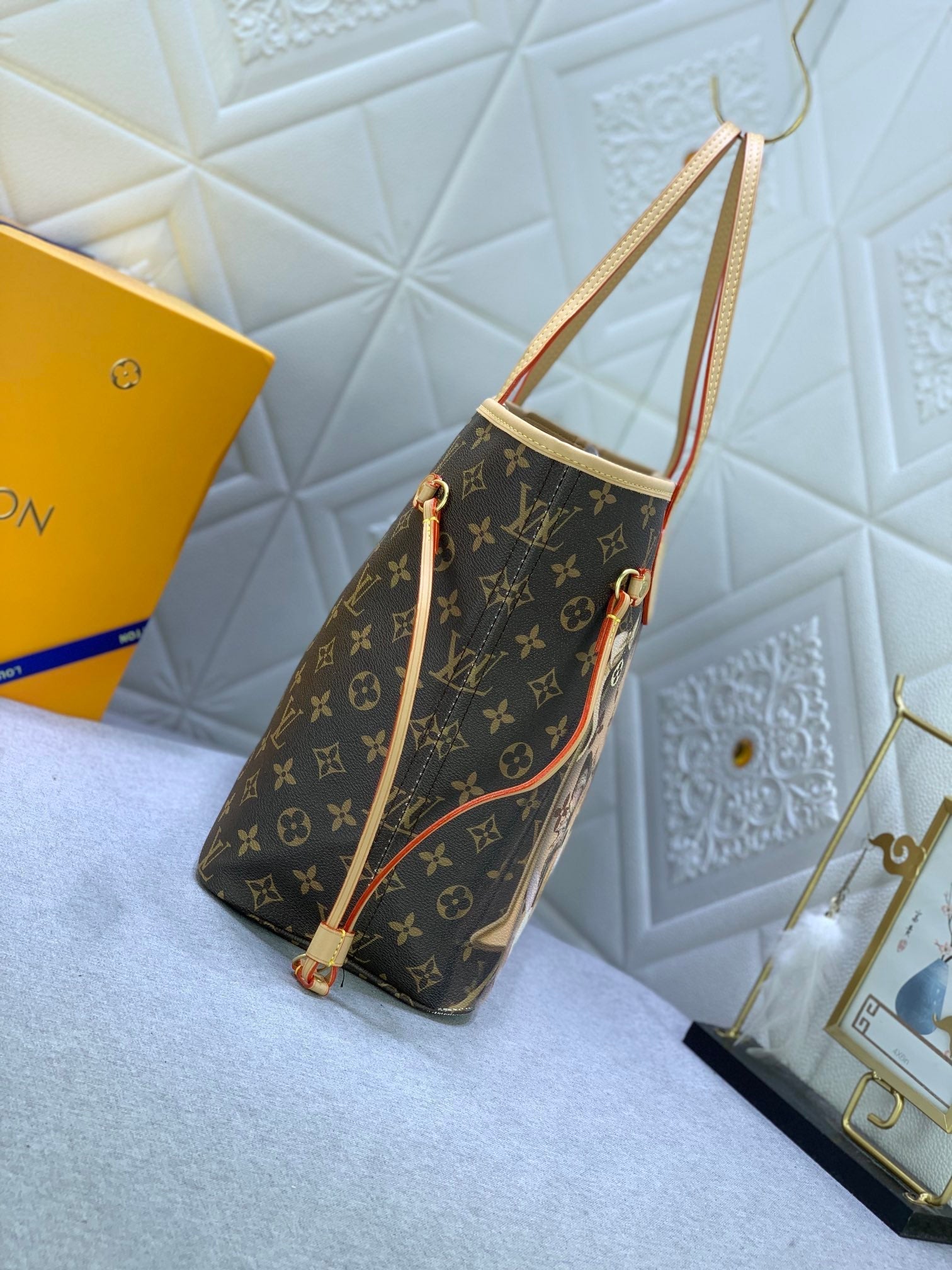 Elite Carryalls