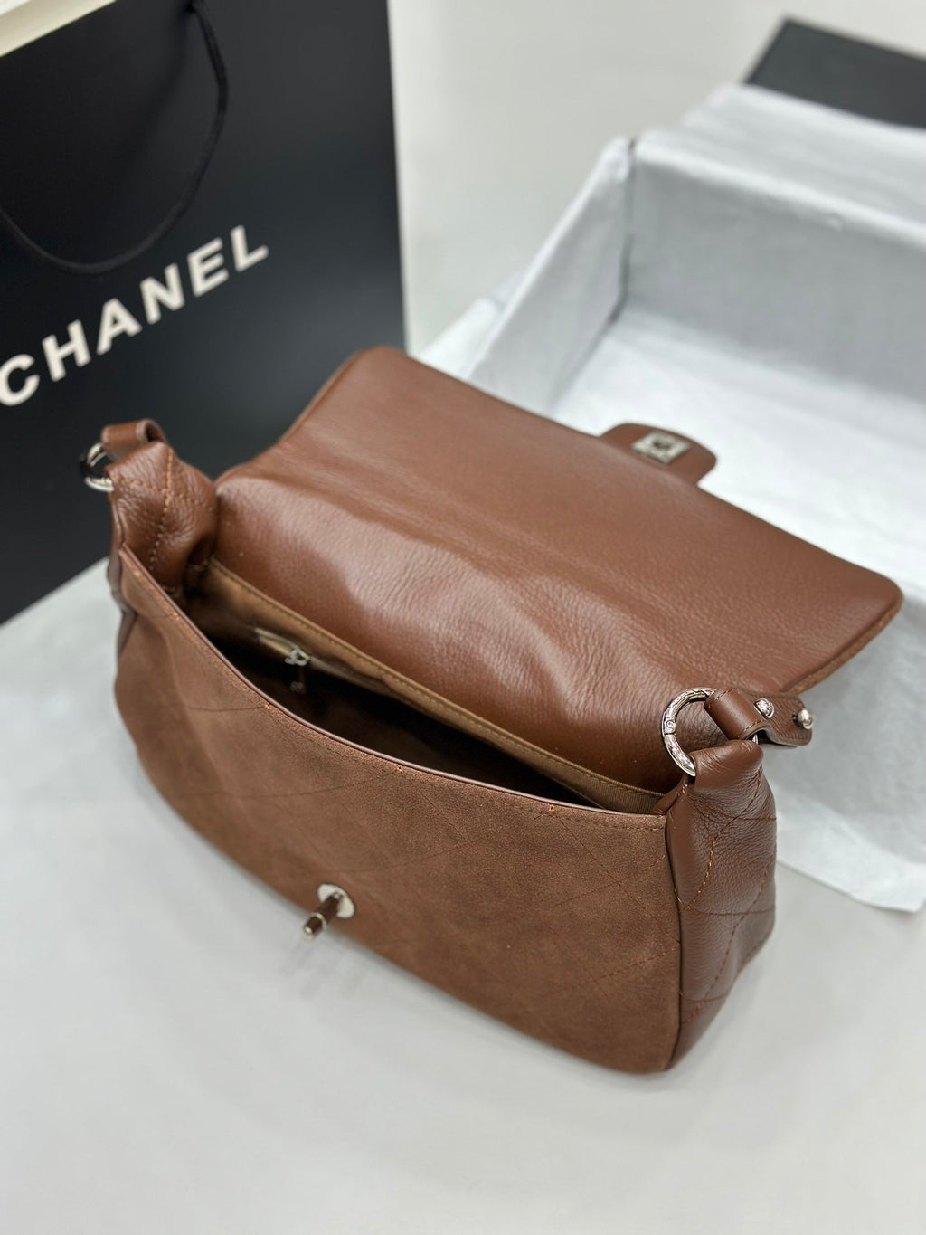 Elite Carryalls