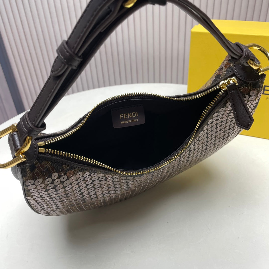 Elite Carryalls