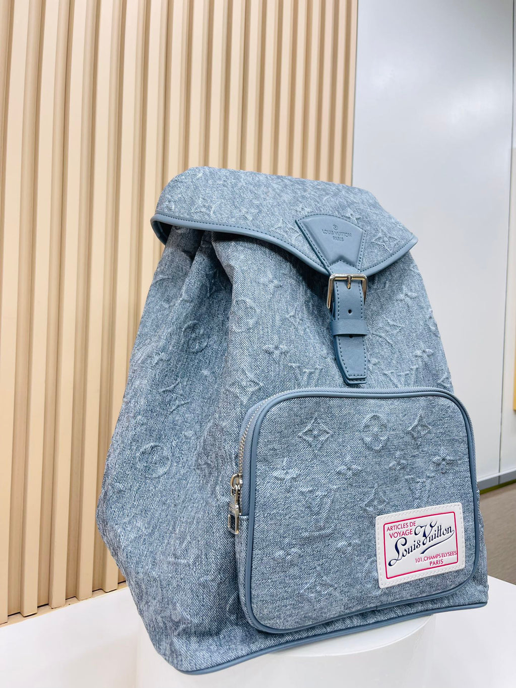 Elite Carryalls