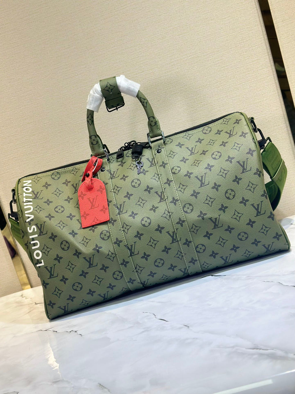 Elite Carryalls