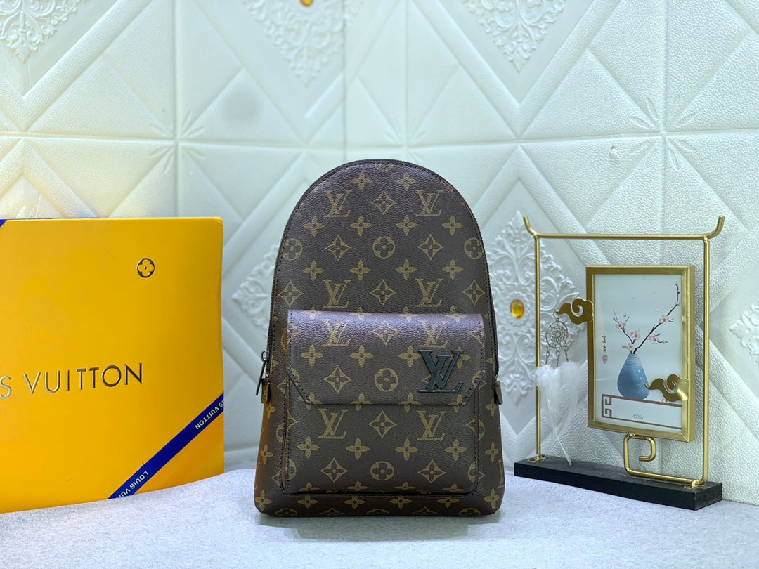 Elite Carryalls