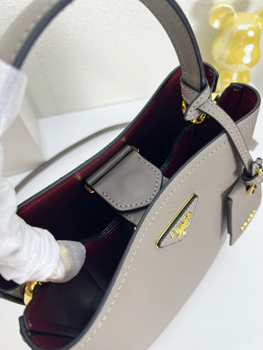 Elite Carryalls