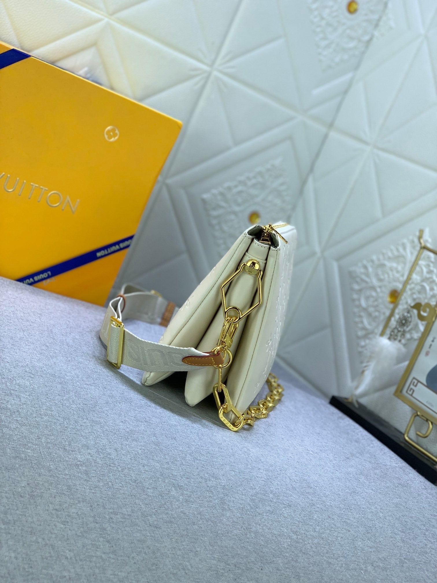 Elite Carryalls