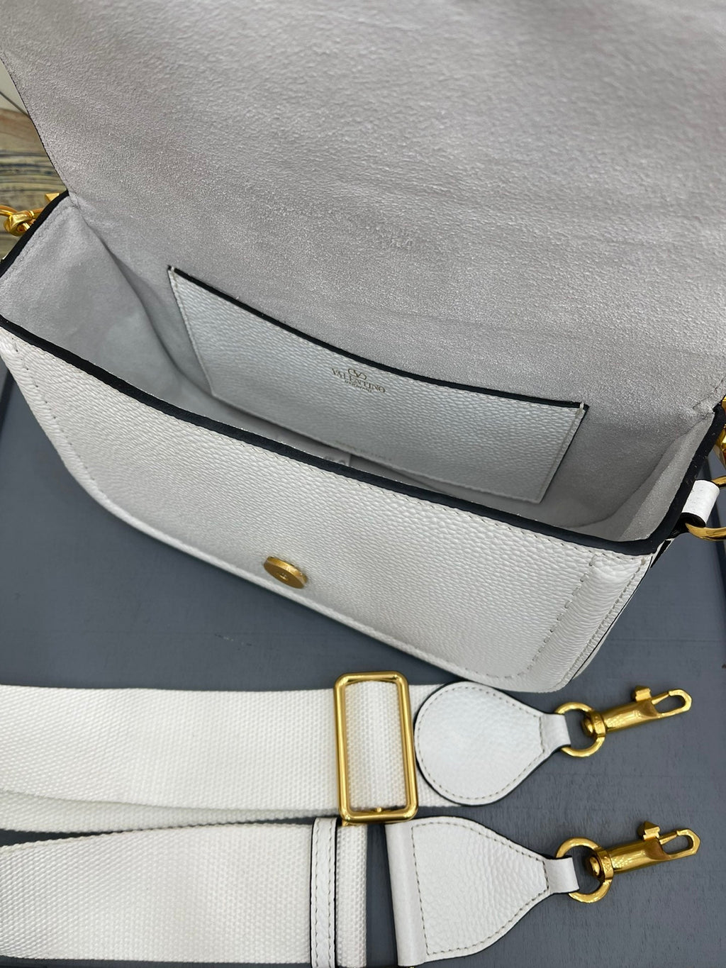 Elite Carryalls