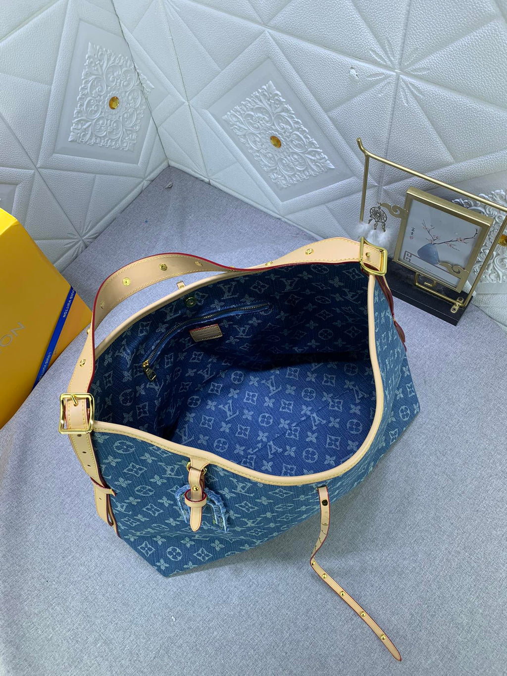 Elite Carryalls