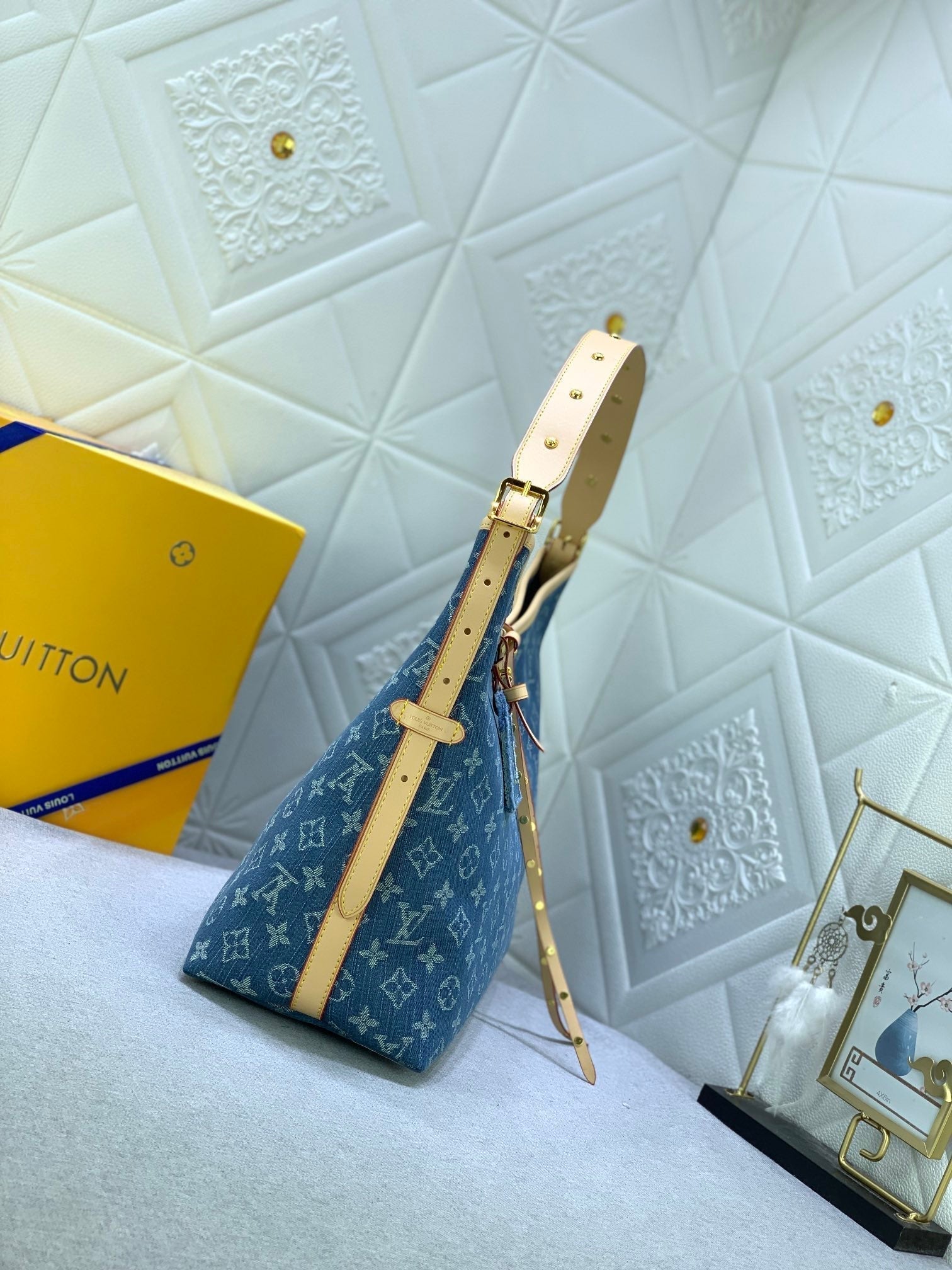 Elite Carryalls