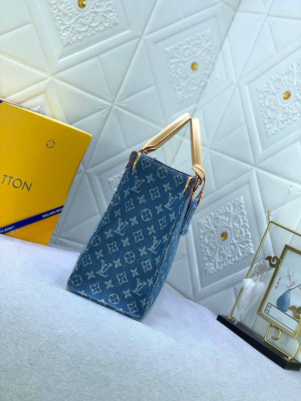 Elite Carryalls
