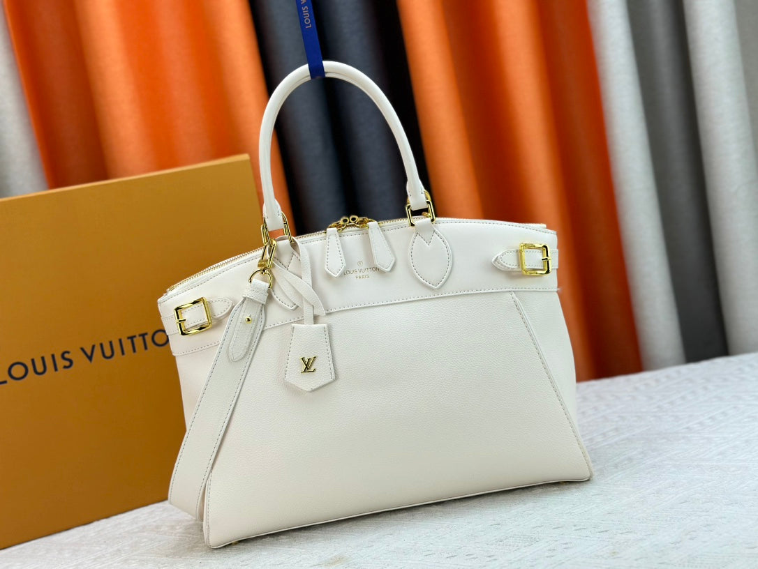 Elite Carryalls