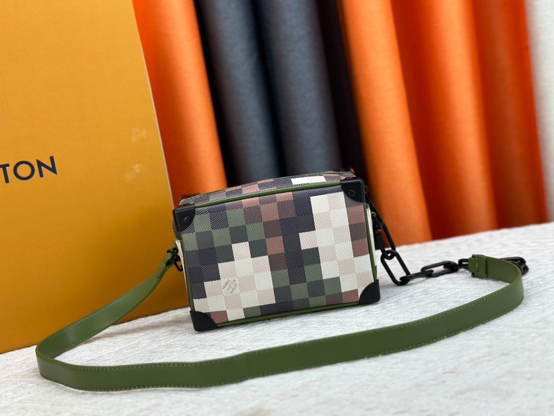 Elite Carryalls