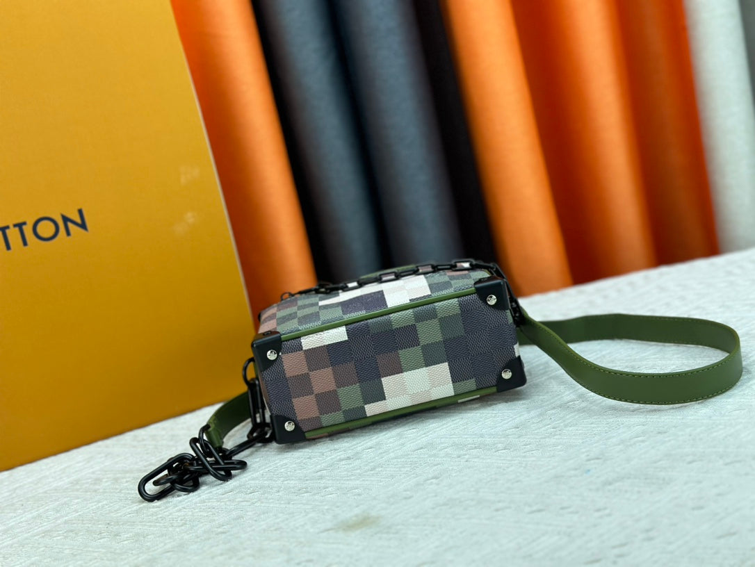 Elite Carryalls
