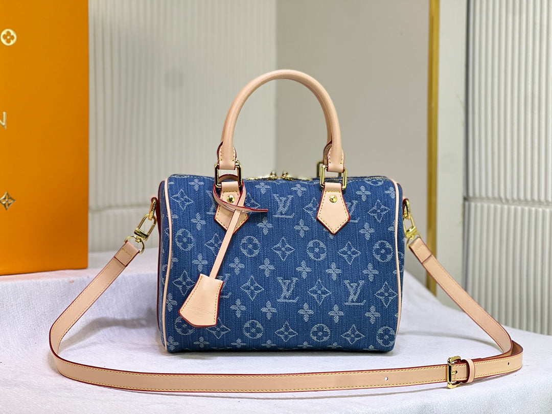 Elite Carryalls