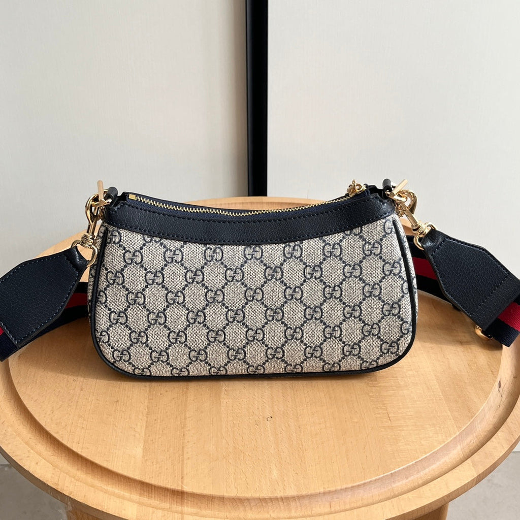 Elite Carryalls