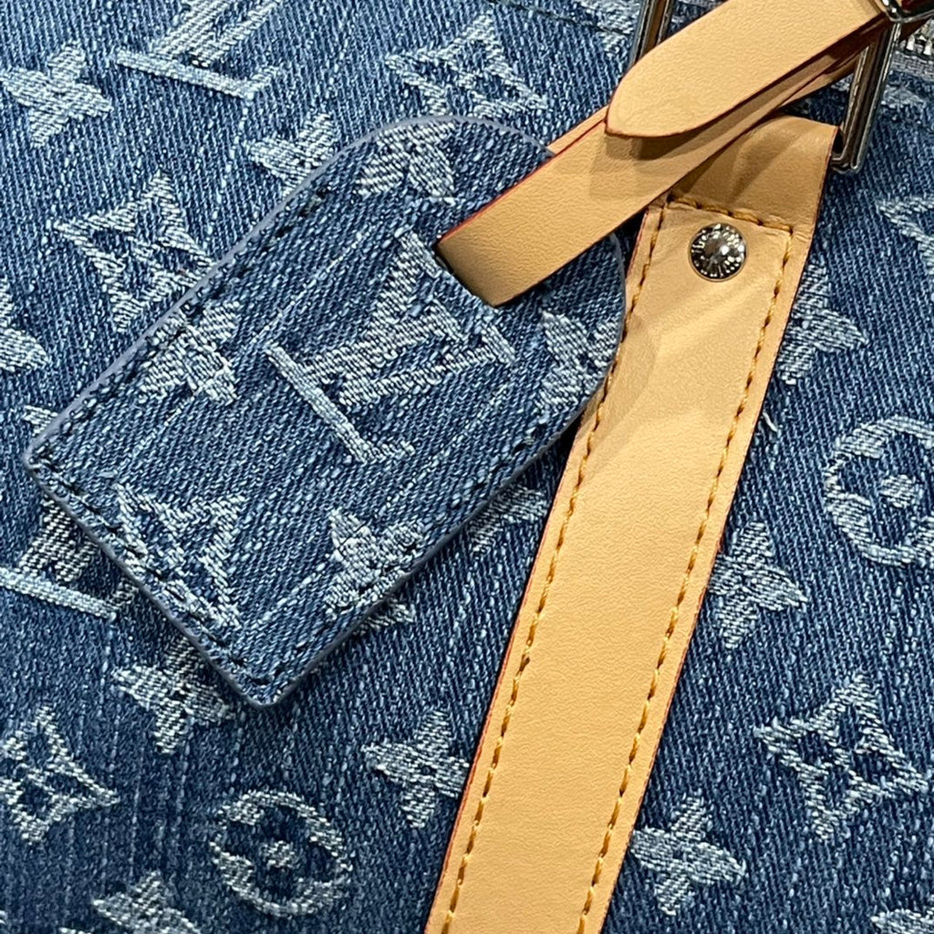 Elite Carryalls