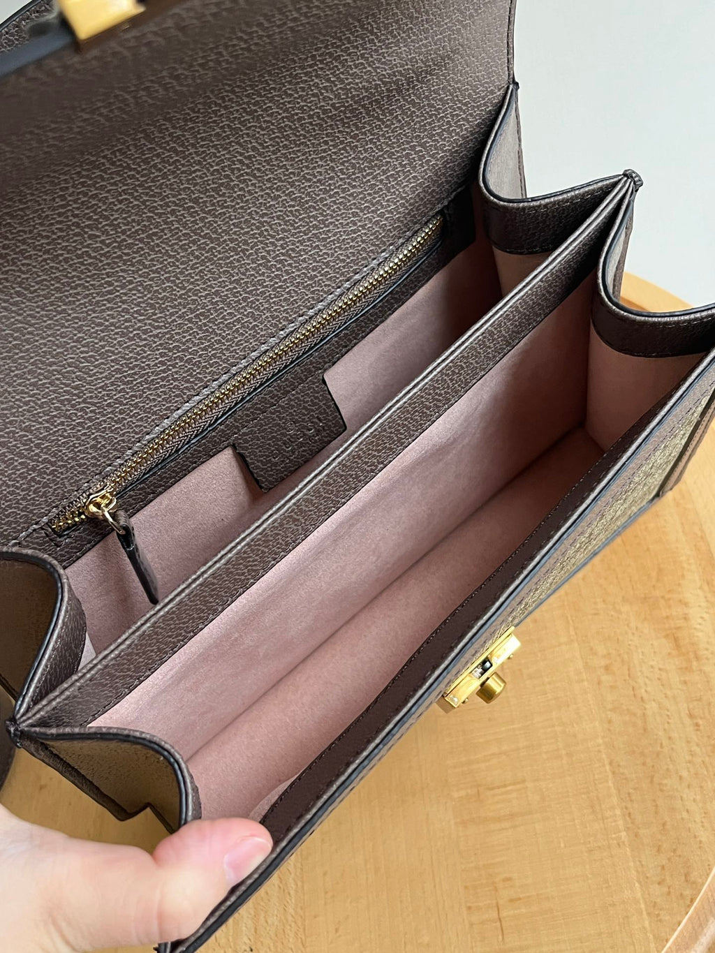 Elite Carryalls