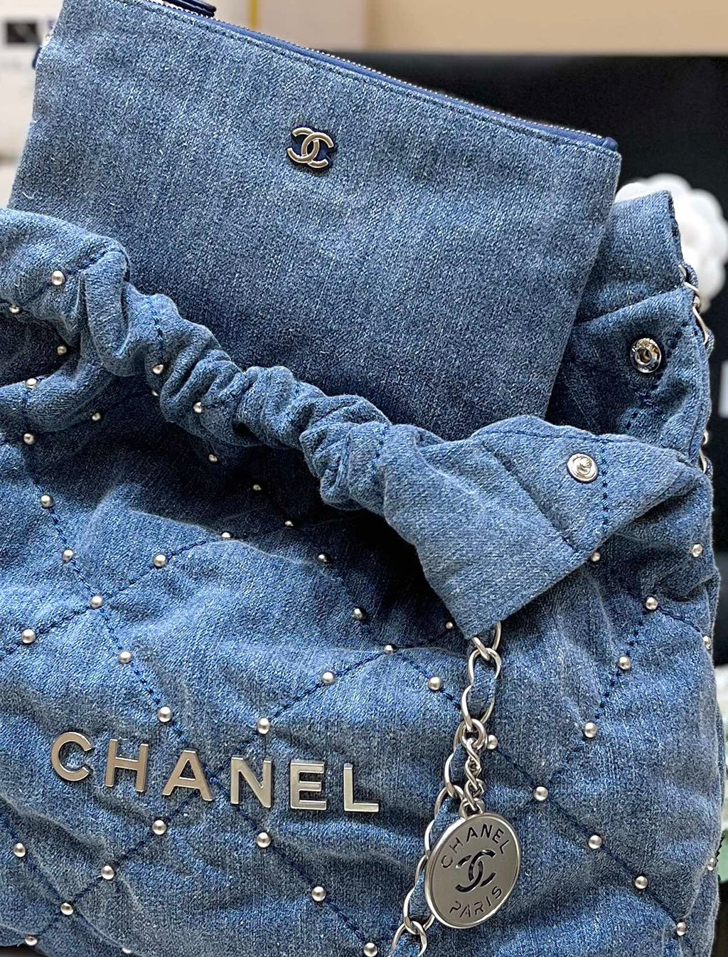 Elite Carryalls